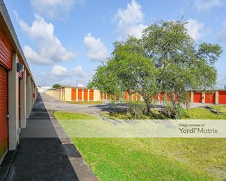 Photo 4 of Mini-Maxi Storage Center - 8891 North Florida Avenue, Tampa, FL