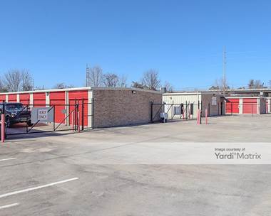 Storage Units for Rent available at 916 Kicker Road, Tuscaloosa, AL 35404