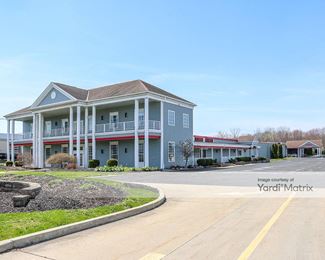 Photo 2 of Valley Storage - 12878 Pearl Road, Strongsville, OH
