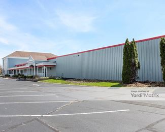 Photo 3 of Valley Storage - 12878 Pearl Road, Strongsville, OH