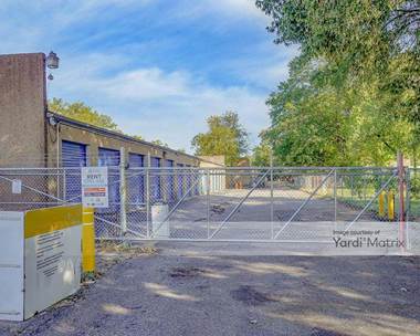 Storage Units for Rent available at 5724 Shelby Oaks Drive, Memphis, TN 38134