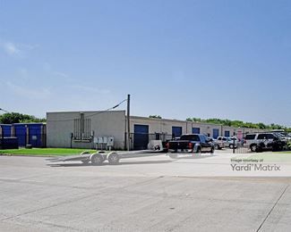 Photo 3 of DHP Space Center - 7121 Vickery Blvd, Fort Worth, TX
