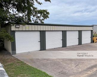Photo 4 of Gibson Self Storage - 519 Gibson Street, Seagoville, TX
