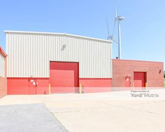 Photo 2 of Storage King USA - 26470 Lakeland Blvd, Euclid, OH