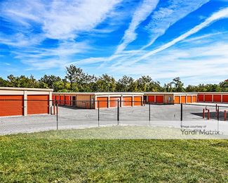 Photo 2 of Public Storage - 564 Reynoldsburg-New Albany Road, Blacklick, OH