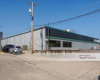 Photo 2 of Extra Space Storage - 708 West Kenosha Street, Broken Arrow, OK