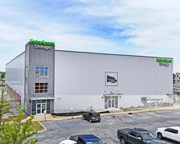 Image for Extra Space Storage - 2613 Woodruff Road, Simpsonville, SC