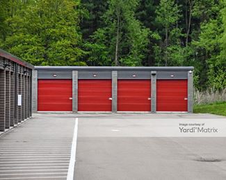 Photo 3 of Extra Space Storage - 43955 Michigan Avenue, Canton, MI