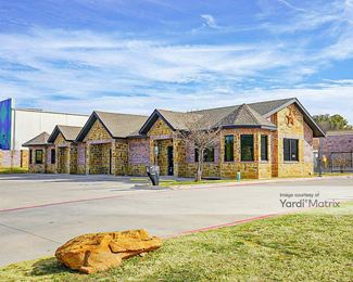 Photo 1 of CubeSmart Self Storage - 2130 West Pleasant Ridge Road, Arlington, TX