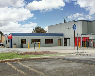Photo 2 of National Storage - 31465 West Eight Mile Road, Livonia, MI