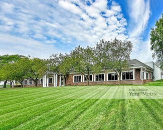 Photo 2 of Extra Space Storage - 17000 West Rogers Drive, New Berlin, WI