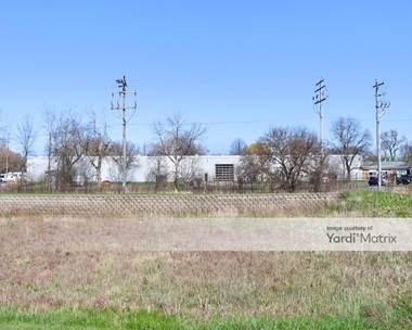 Storage Units for Rent available at 17000 West Rogers Drive, New Berlin, WI 53151