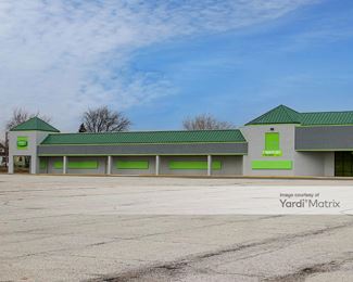 Photo 2 of Extra Space Storage - 2700 Belvidere Road, Waukegan, IL