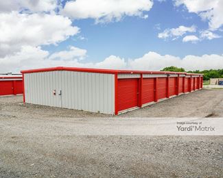 Photo 2 of Smart Space Self Storage - 1590 West FM 875, Midlothian, TX