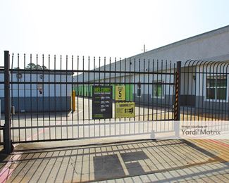 Photo 2 of Extra Space Storage - 25690 I-45, Spring, TX
