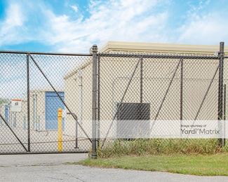 Photo 3 of Lakeside Budget Storage - 13120 Hall Road, Sterling Heights, MI
