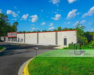 Photo 3 of Store Space Self Storage - 8201 Woodyard Road, Clinton, MD