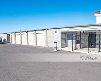 Photo 3 of Redmond Easy Storage - 300 NE Kilnwood Place, Redmond, OR