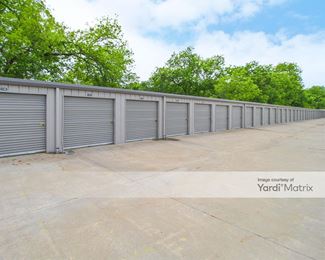 Photo 3 of Extra Space Storage - 12321 South Memorial Drive, Bixby, OK