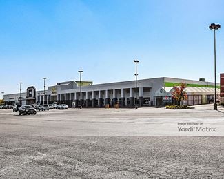 Photo 2 of Snapbox Self Storage - 1 Franklin Mills Blvd, Philadelphia, PA