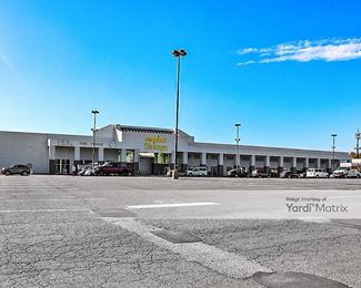 Photo 3 of Snapbox Self Storage - 1 Franklin Mills Blvd, Philadelphia, PA