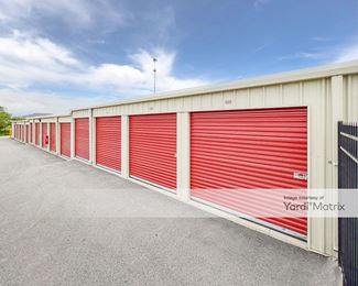Photo 3 of Store Space Self Storage - 400 East Brannick Road, Minooka, IL