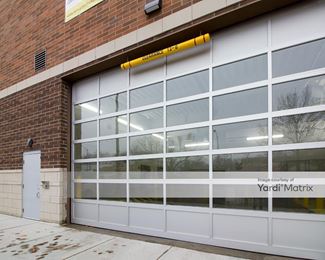 Photo 3 of Safeguard Self Storage - 1909 West 95th Street, Chicago, IL