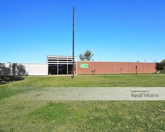 Photo 2 of Extra Space Storage - 53 Manning Road, Enfield, CT