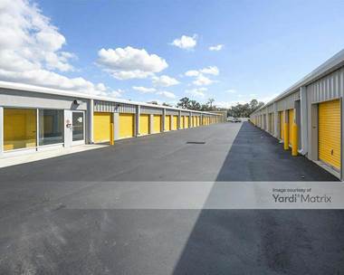 Storage Units for Rent available at 10105 Gibsonton Drive, Riverview, FL 33578