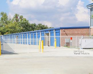 Photo 2 of Bearcat Storage - 5805 Kingsgate Drive, Burlington, KY
