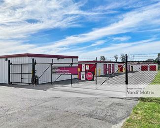 Photo 6 of Storage King USA - 5015 North Star Avenue, Panama City, FL