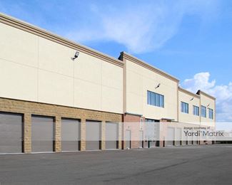 Photo 2 of Clover Self Storage - 28900 Schoolcraft Road, Livonia, MI