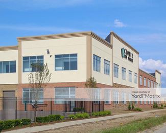 Photo 4 of Clover Self Storage - 28900 Schoolcraft Road, Livonia, MI