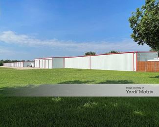 Photo 3 of Carefree Enclosed Boat-RV Storage - 3855 Osage Lane, Wylie, TX