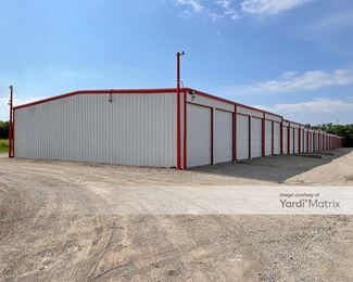 Photo 4 of Carefree Enclosed Boat-RV Storage - 3855 Osage Lane, Wylie, TX
