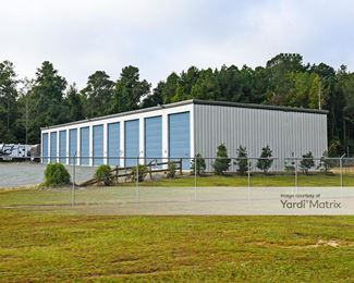Photo 2 of Cardinal State Storage - 165 West Manchester Road, Spring Lake, NC