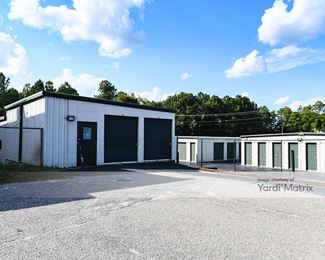Photo 3 of American Flag Self Storage - 5385 Ramsey Street, Fayetteville, NC