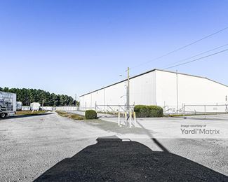 Photo 3 of International Moving-Storage - 803 Eastern Blvd, Fayetteville, NC