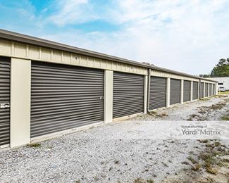 Photo 2 of Self Storage Plus - 10340 McColl Road, Laurinburg, NC