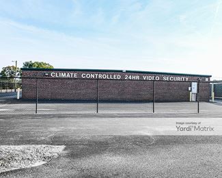 Photo 2 of Highway 401 Self Storage - 4900 Fayetteville Road, Raeford, NC