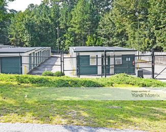 Photo 2 of American Flag Self Storage - 2417 Gary Street, Fayetteville, NC