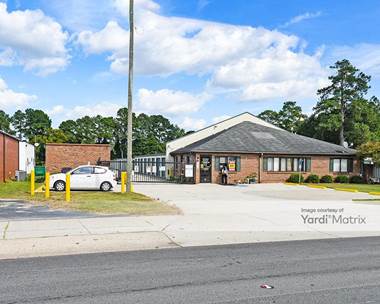 Storage Units for Rent available at 3614 Murchison Road, Fayetteville, NC 28311