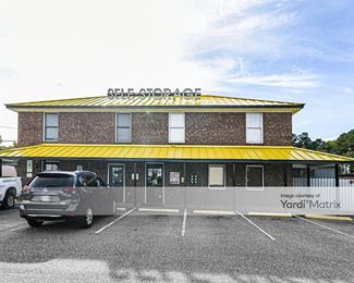 Photo 2 of Storage King USA - 820 South Reilly Road, Fayetteville, NC