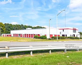 Photo 1 of SecurCare Self Storage - 3520 Bragg Blvd, Fayetteville, NC