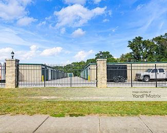 Photo 2 of SecurCare Self Storage - 3800 Bragg Blvd, Fayetteville, NC