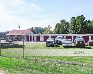 Photo 3 of Stor-All - 390 Suzanne Street, Fayetteville, NC