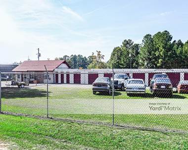 Storage Units for Rent available at 390 Suzanne Street, Fayetteville, NC 28314