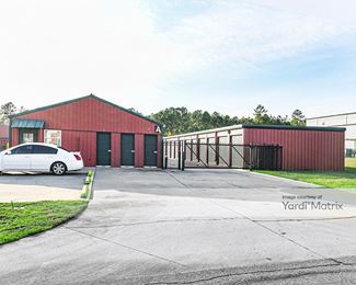 Photo 4 of American Flag Self Storage - 101 Carolina Drive, Raeford,, NC