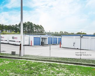 Photo 2 of Usa Storage Center - 3116 Deaver Circle, Hope Mills, NC