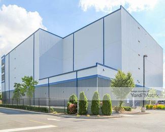 Photo 2 of Columbia Self Storage - 1 Terminal Road, Lyndhurst, NJ